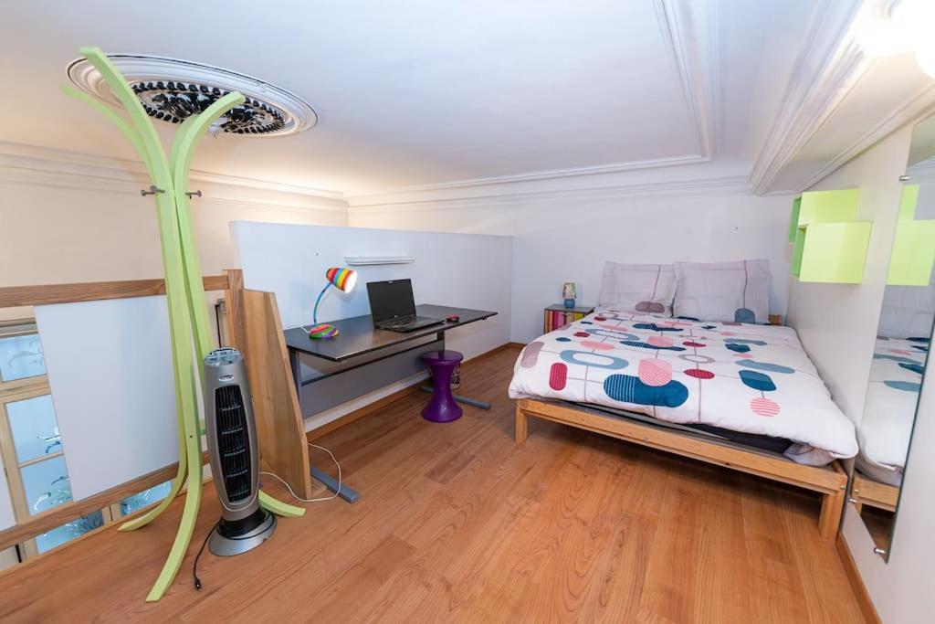 Anna-Maria : Grand Appartement 10 Personnes+Parking Prive -Actif+ Location- Marseille Exterior photo